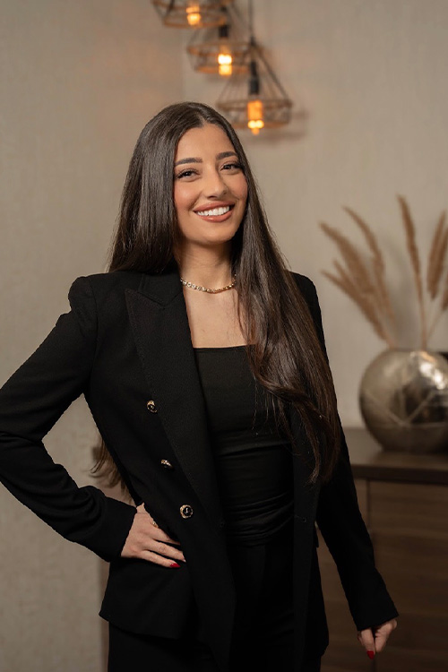 Rayan Kosmetikerin in Ausbildung Medichelle